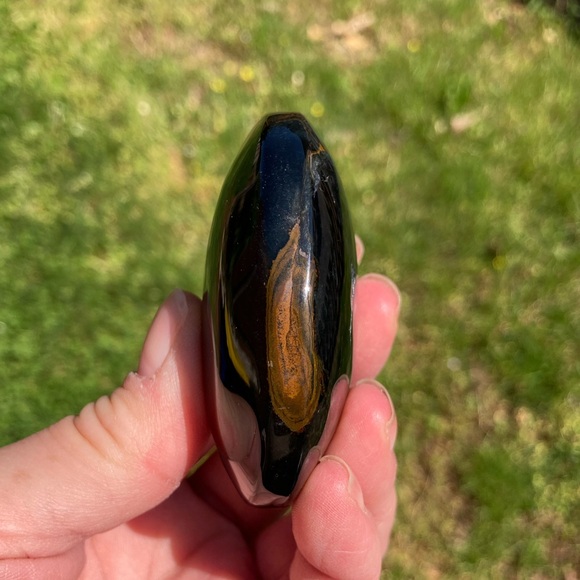 Large Blue tigers eye palm stone - Picture 5 of 6